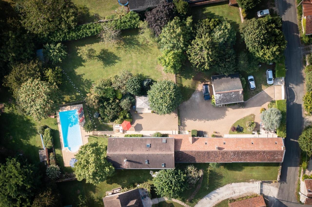 Le Clos De La Rousseliere Francueil Exteriör bild