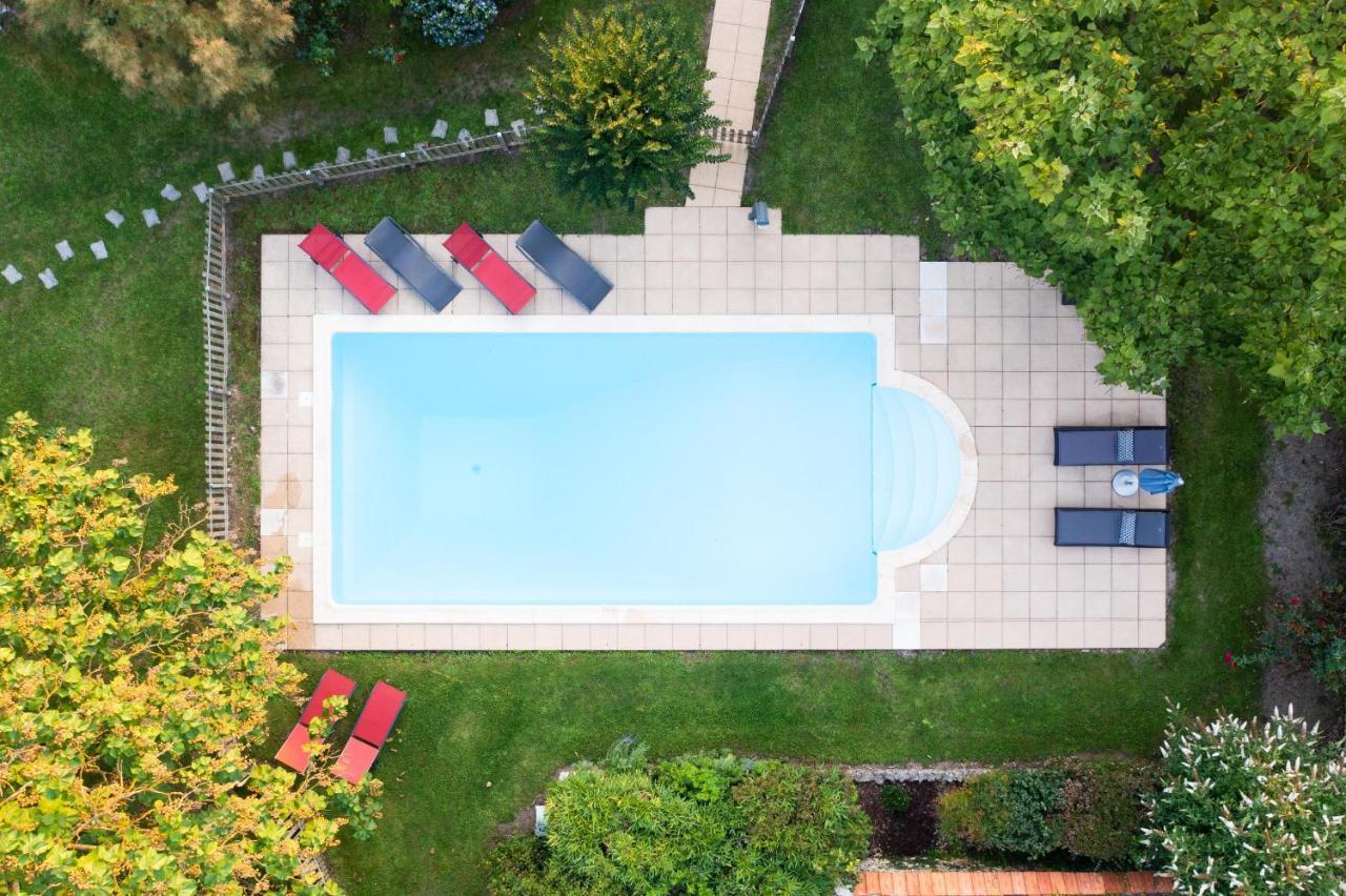 Le Clos De La Rousseliere Francueil Exteriör bild