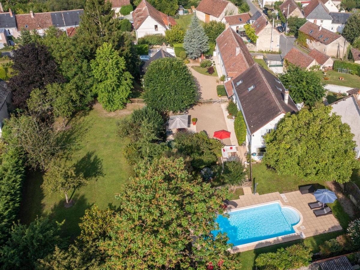 Le Clos De La Rousseliere Francueil Exteriör bild